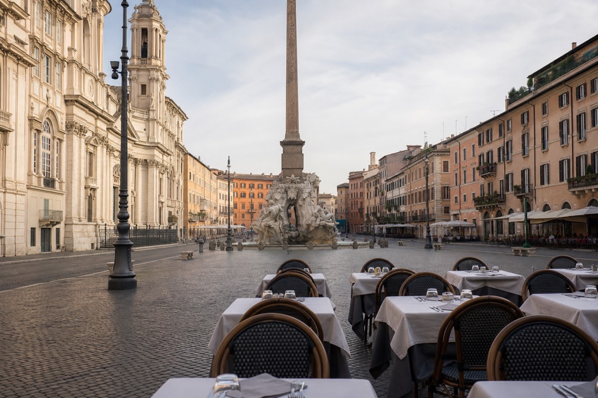 Piazza Navona with its Baroque fountains and palazzi, one of the must-see places in Rome